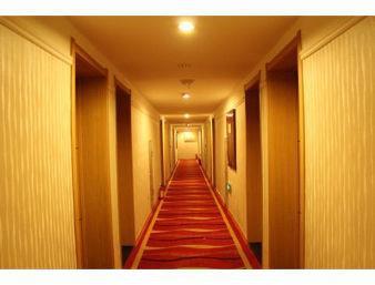 Super 8 Hotel Shenyang XI Ta Exterior photo